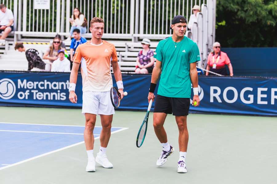 Dva elitní čeští tenisté Jiří Lehečka a Jakub Menšík. Dva elitní čeští tenisté Jiří Lehečka a Jakub Menšík.