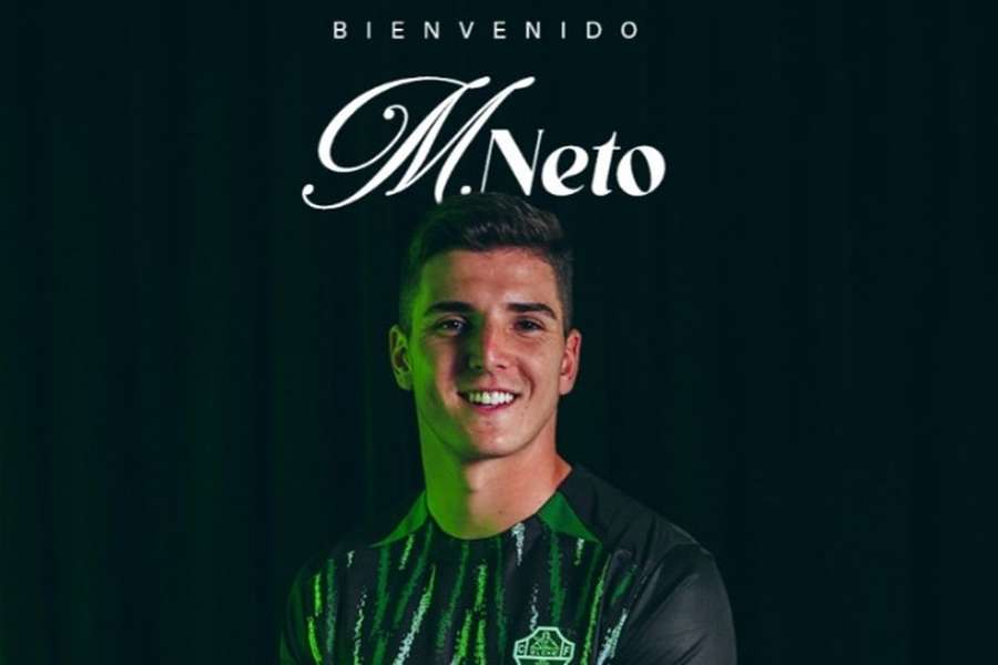 Martim Neto assina pelo Elche