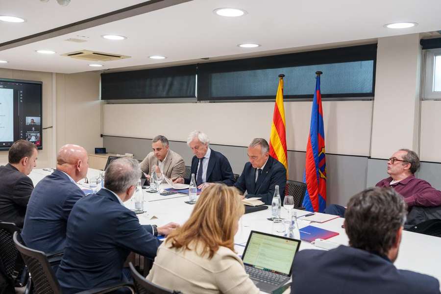 Un momento de la reunión de la junta directiva en funciones del Barcelona Un momento de la reunión de la junta directiva en funciones del Barcelona