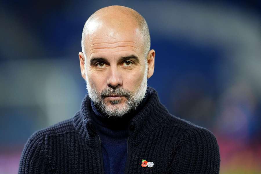 Pep Guardiola vai continuar nos sky blue