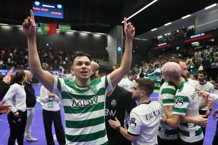 Sporting venceu duelo intenso