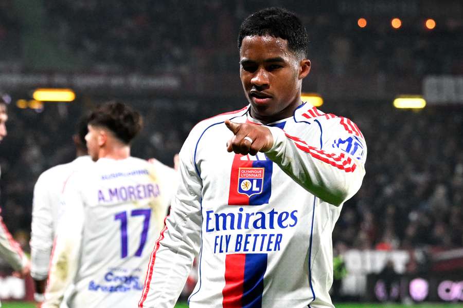 Endrick começou muito bem a sua trajetória no Lyon