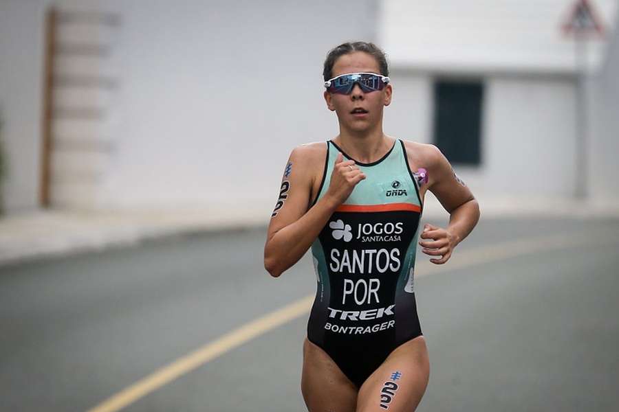 Melanie Santos também procura qualificação