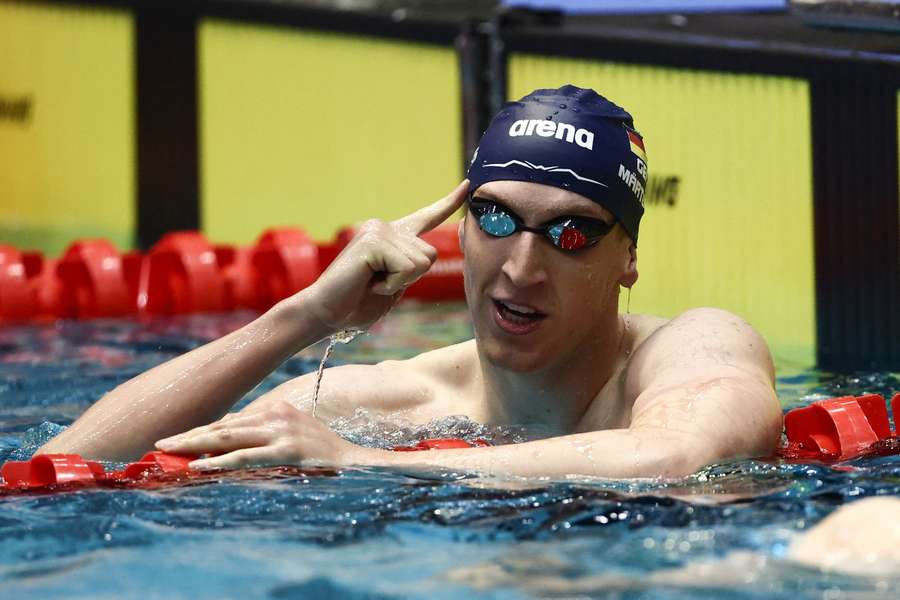 Olympiasieger Lukas Märtens hat zwei Monate vor der Schwimm-WM seine Topform unterstrichen.