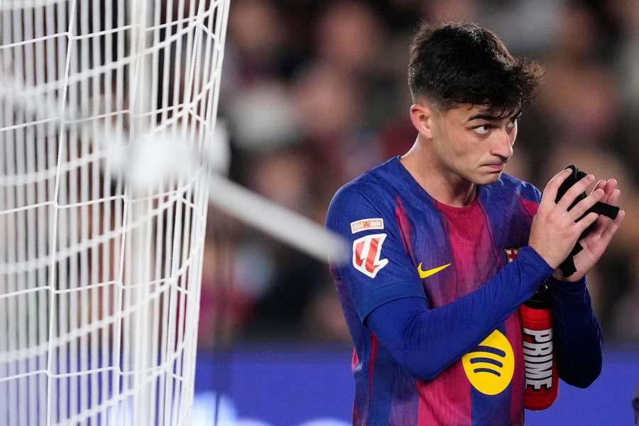 Pedri, tras ser sustituido Pedri, tras ser sustituido