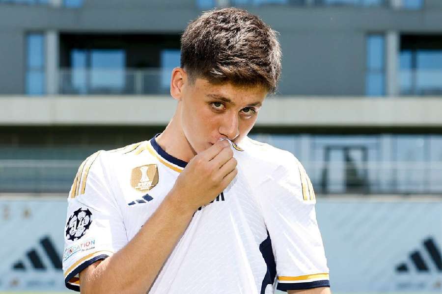 Güler começará a treinar com o Real Madrid na segunda-feira.