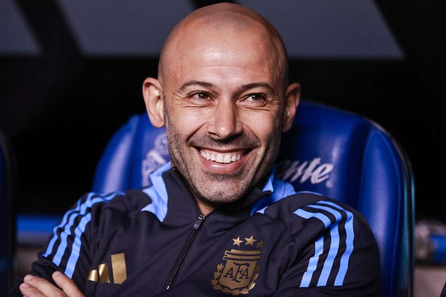 Mascherano op de bank