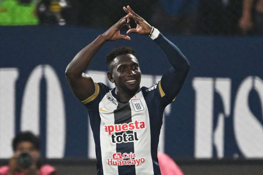 Erick Castillo foi o protagonista da vitória do Alianza sobre o Grêmio
