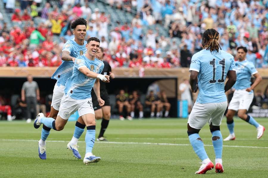 Phil Foden jako první Angličan skóroval na dvou MS klubů.