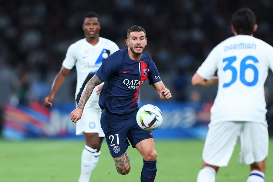 Lucas Hernández em ação diante do Inter Milão