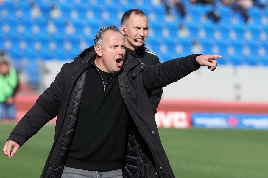 Tomáš Galásek první zápas na lavičce Baníku nezvládl.