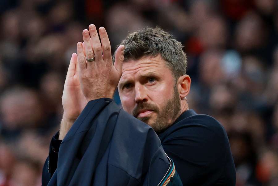 Steve Bruce weighs in on Carrick getting the Man Utd job and facing retirement