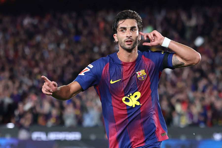 Ferran Torres vai trocar o Barcelona pelo PSG