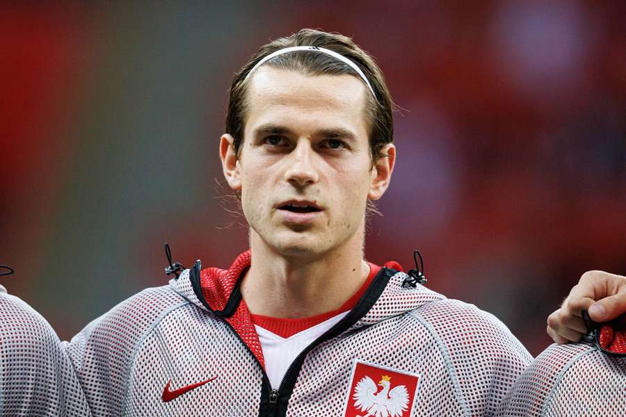 Jakub Kamiński przybył do Lizbony. Polak niedługo ma podpisać kontrakt z Benficą Jakub Kamiński przybył do Lizbony. Polak niedługo ma podpisać kontrakt z Benficą