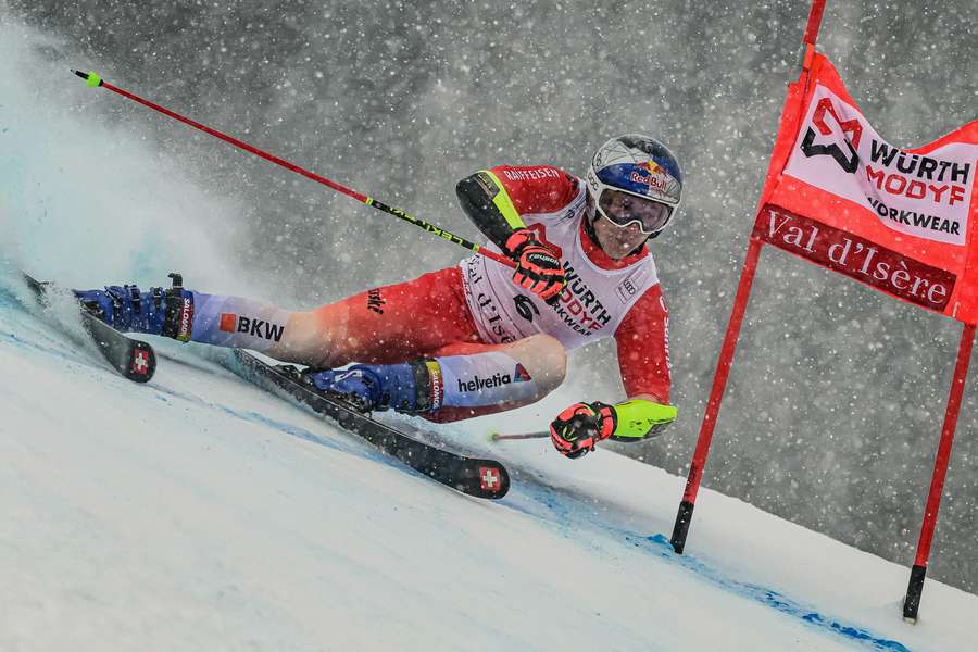 Switzerland's Marco Odermatt competes during the men's Giant Slalom race at the FIS Alpine Skiing 2024/25 World Cup event in Val d'Isere
