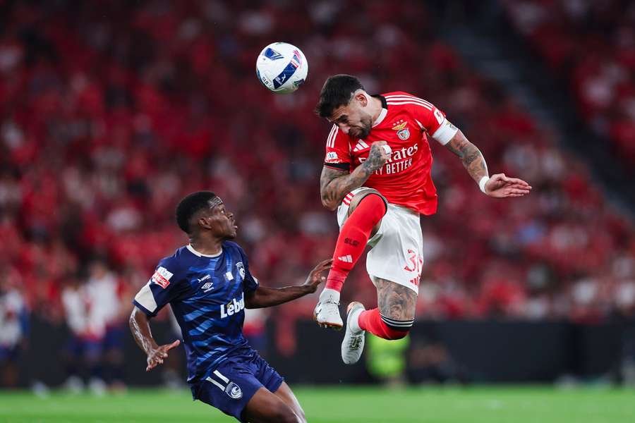 Otamendi perante Brenner