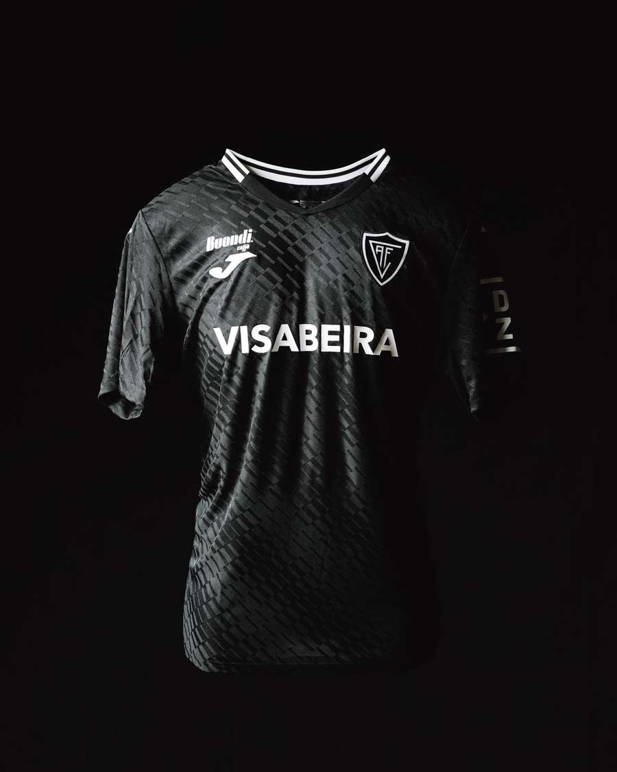 A camisola principal do Académico