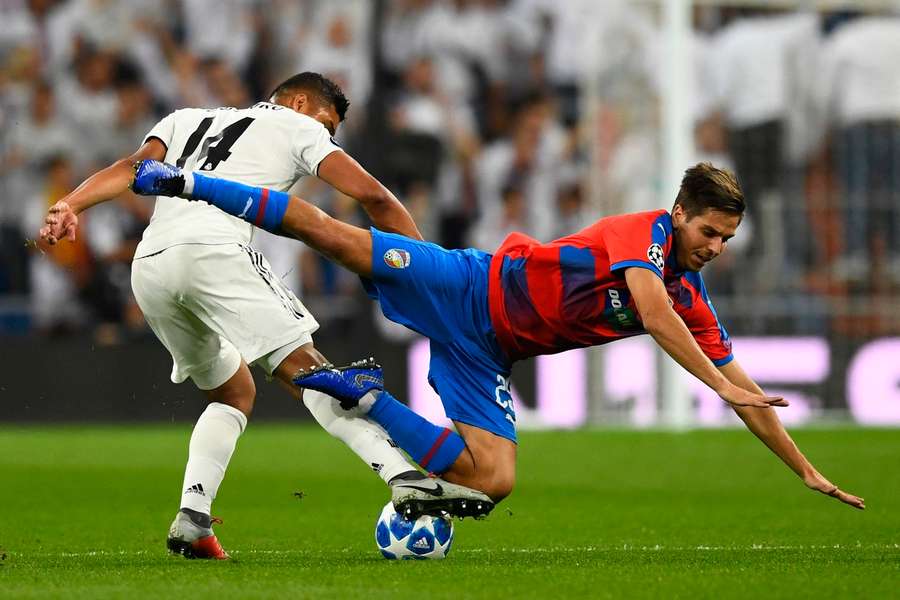 Zkušený Aleš Čermák si zahrál i na půdě Realu Madrid. Před zápasem se mu chtělo smát. Zkušený Aleš Čermák si zahrál i na půdě Realu Madrid. Před zápasem se mu chtělo smát.