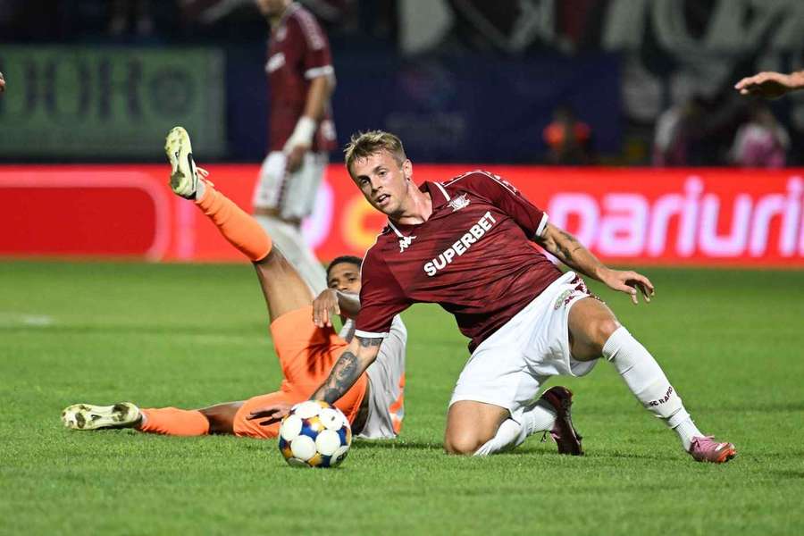 Timotej Jambor în meciul cu Metaloglobus