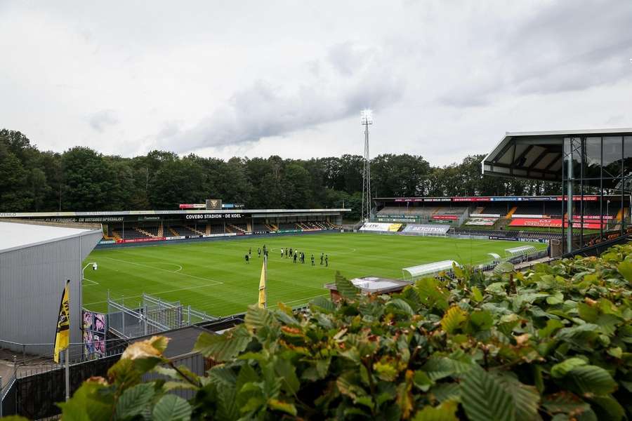 O mítico Estádio Covebo - De Koel, casa do VVV-Venlo