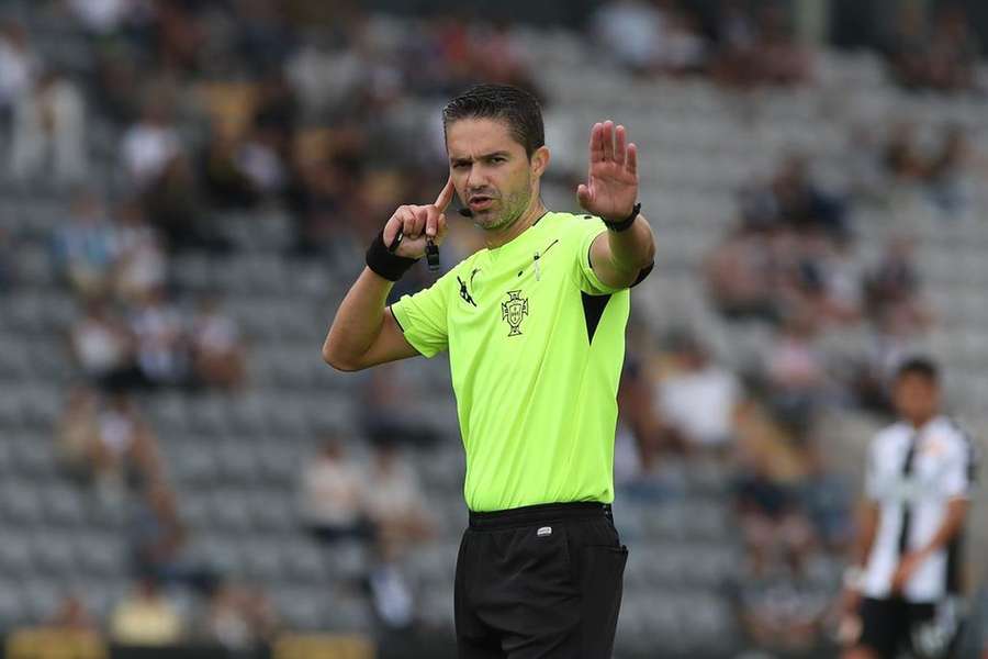 Hélder Malheiro terminou carreira como árbitro de campo e passa à categoria de VARC1 Hélder Malheiro terminou carreira como árbitro de campo e passa à categoria de VARC1