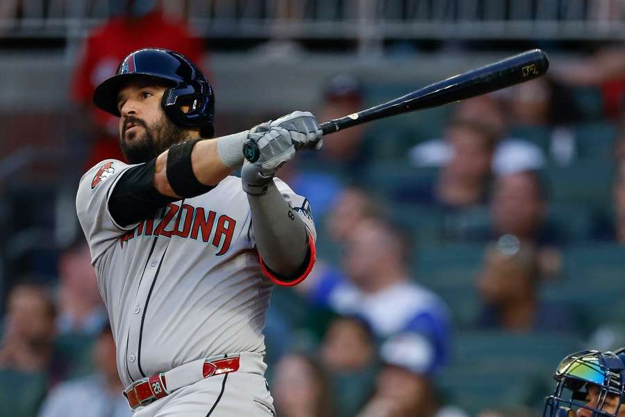 Eugenio Suárez se convirtió en el tercer venezolano con más jonrones en la MLB.