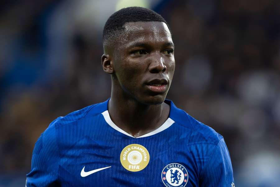 Caicedo speaks on comparisions with Kante and Makelele: I want to become a legend here!
