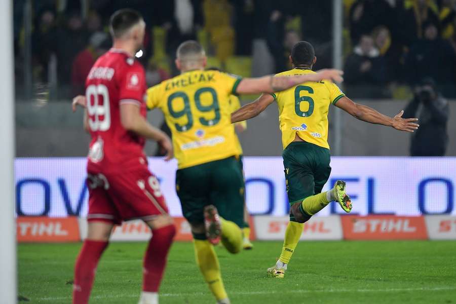 Niedziela z Ekstraklasą: Kurzawa wyrwał punkty nieskutecznej Pogoni