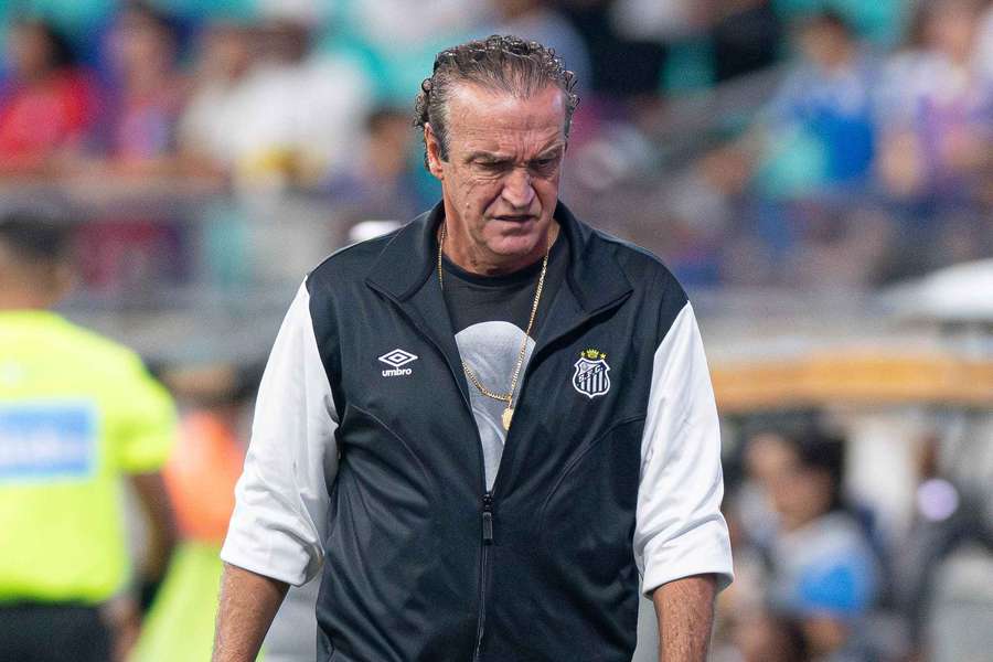 Cuca, treinador do Santos