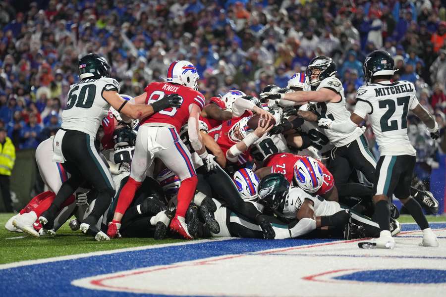 Philadelphia hat sich gegen Buffalo knapp durchgesetzt