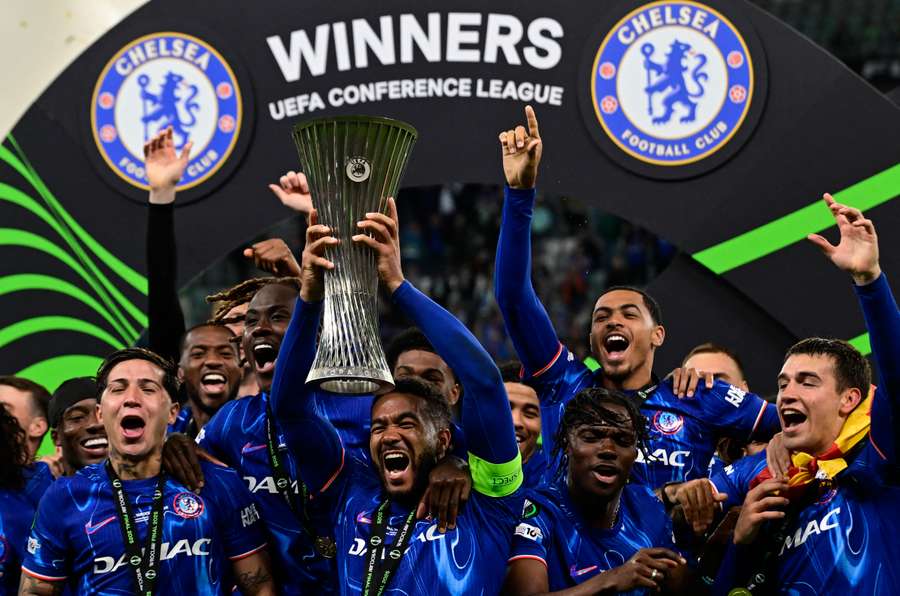 Chelsea conquistou o título inédito da Conference