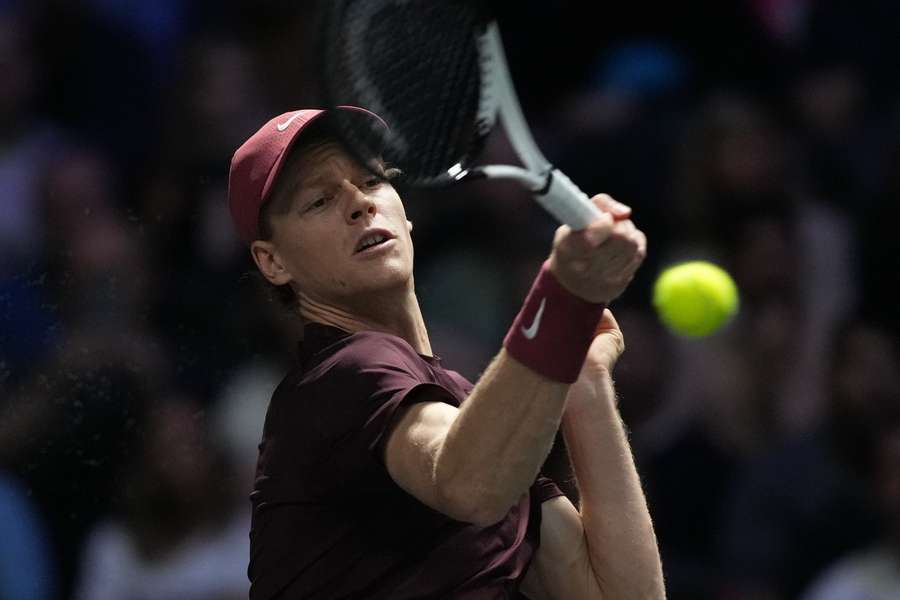 Sinner naprosto přejel Zvereva. Sinner naprosto přejel Zvereva.