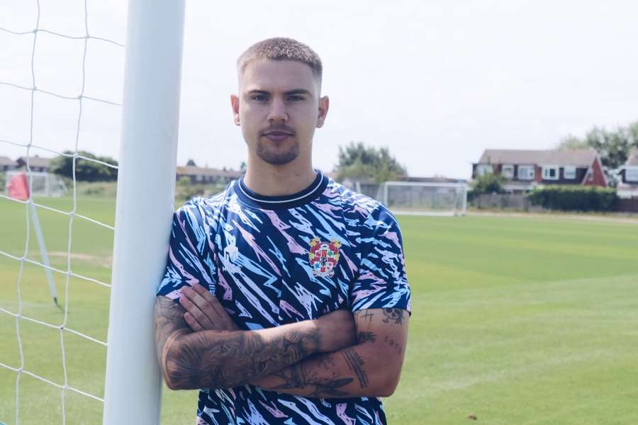DONE DEAL: Ex-Everton midfielder Whitaker joins Tranmere Rovers