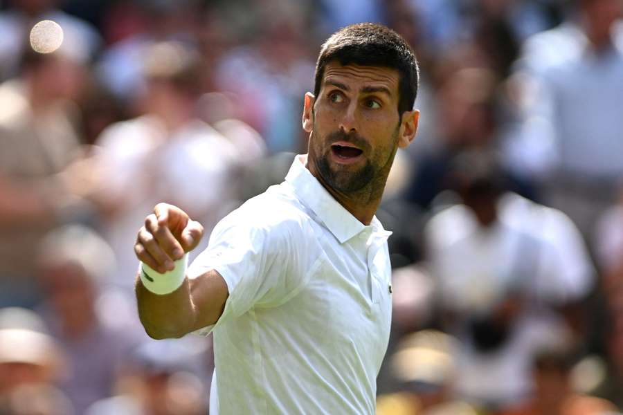 Djokovič by ve Wimbledonu uvítal dřívější začátky zápasů.