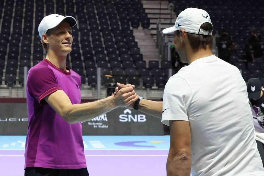 Sinner (l.) und Nadal (r.) verstehen sich gut.