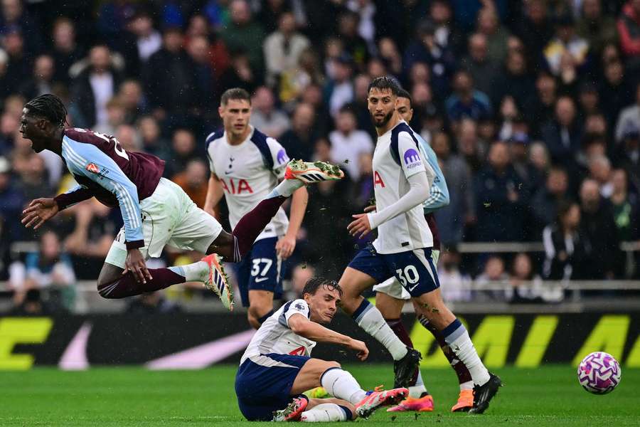 Palhinha assistiu para o único golo do Tottenham