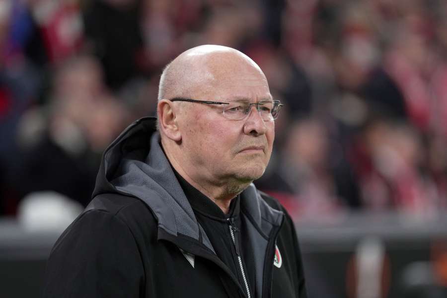 Miroslav Koubek se podle všeho stane trenérem reprezentace. Miroslav Koubek se podle všeho stane trenérem reprezentace.