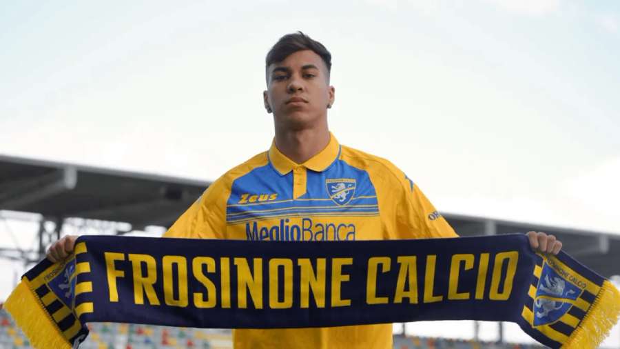 Kaio foi emprestado ao Frosinone antes de voltar ao brasil Kaio foi emprestado ao Frosinone antes de voltar ao brasil