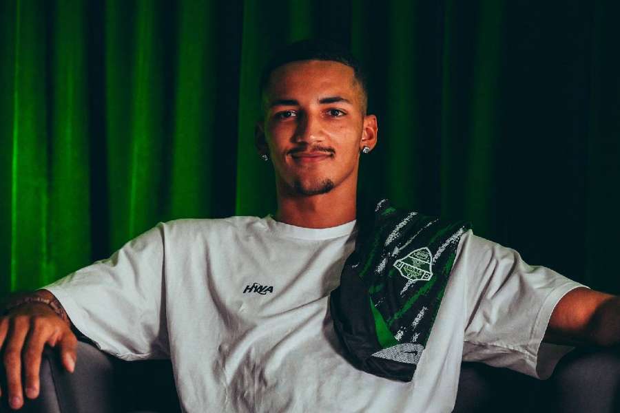 Álvaro Rodríguez, nuevo jugador del Elche