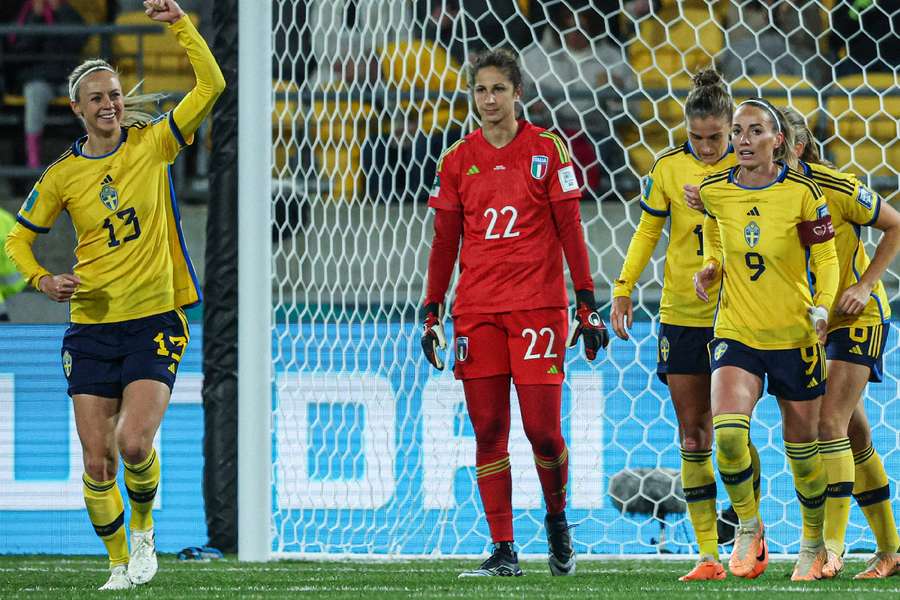 Ilestedt gave Sweden the lead in the 39th minute 