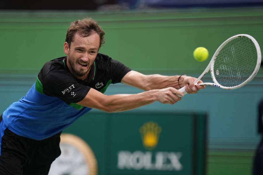 ATP roundup: Daniil Medvedev downs Jannik Sinner in Vienna