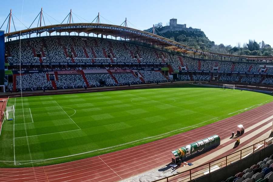 Uso do Estádio Dr. Magalhães Pessoa provocou dívida