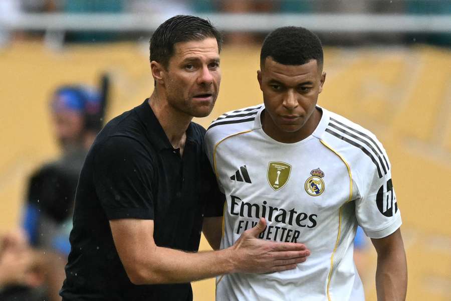 Mbappé et Xabi Alonso mardi.