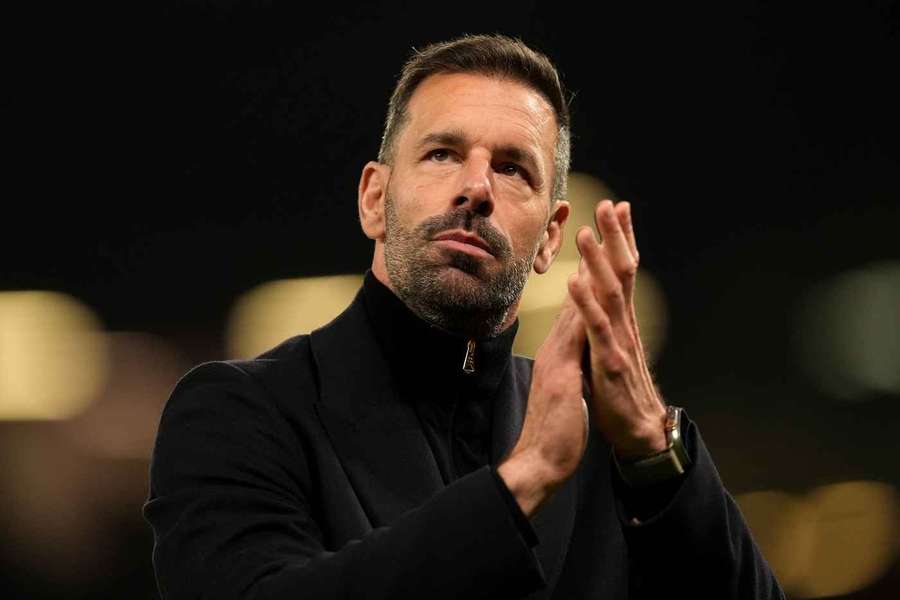 Van Nistelrooy jest omawiany wewnątrz Leicester