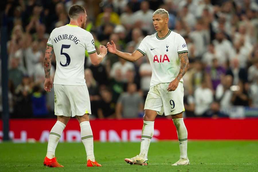 Tottenham, hvor Pierre-Emile Højbjerg og Richarlison er holdkammerater, indtager i øjeblikket fjerdepladsen i Premier League