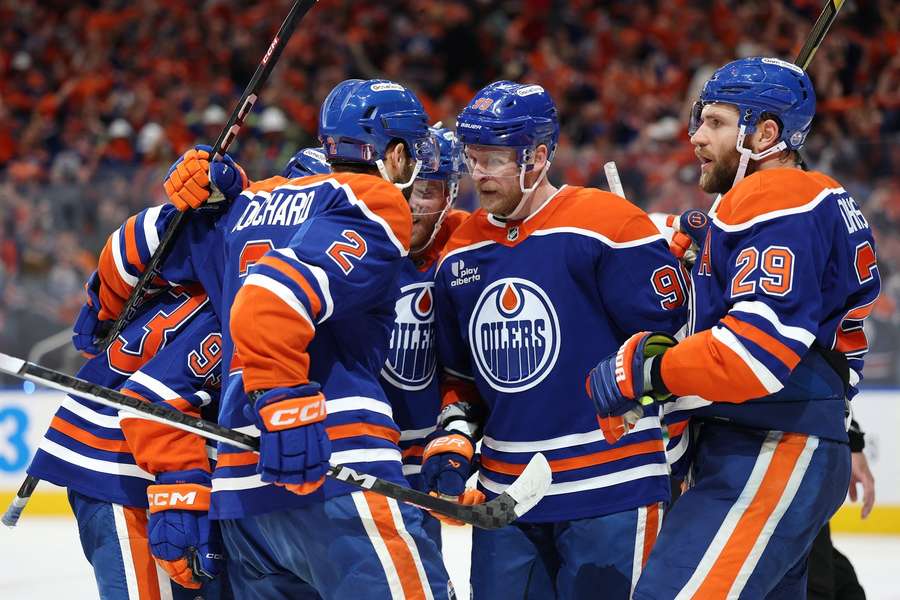 Gólová radost hokejistů Oilers