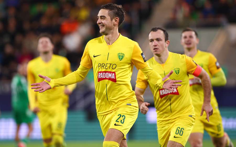 Faško sa prezentoval hetrikom do siete Trenčína. Faško sa prezentoval hetrikom do siete Trenčína.