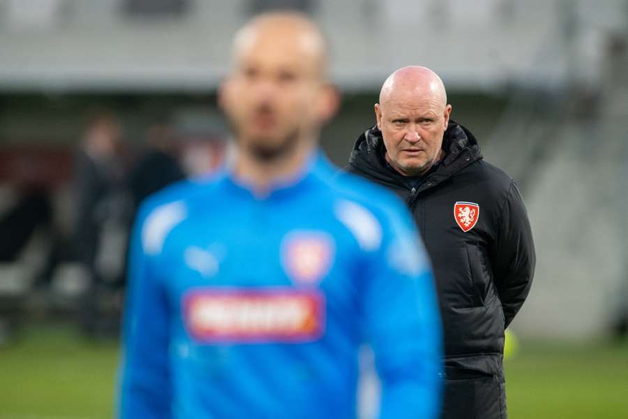 Ivan Hašek na tréninku národního týmu.