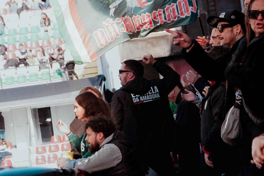 Adeptos do Estrela no apoio à equipa