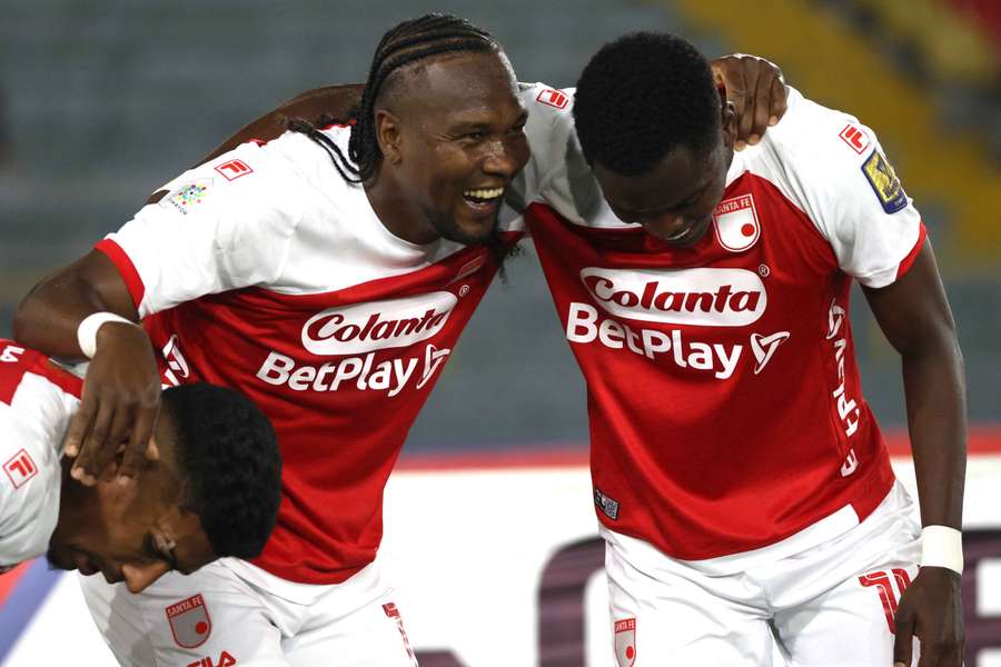 Hugo Rodallega celebra un gol con Santa Fe Hugo Rodallega celebra un gol con Santa Fe